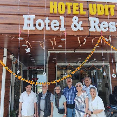 Hotel Udit Inn Rudraprayāg Exteriör bild